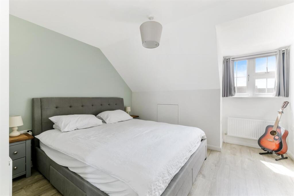 FIELDOAKS WAY (19).jpg