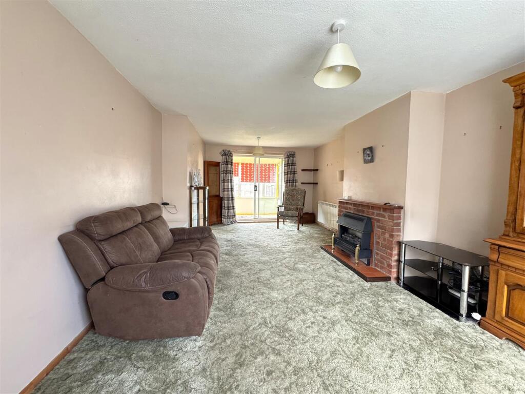 Living room.JPEG