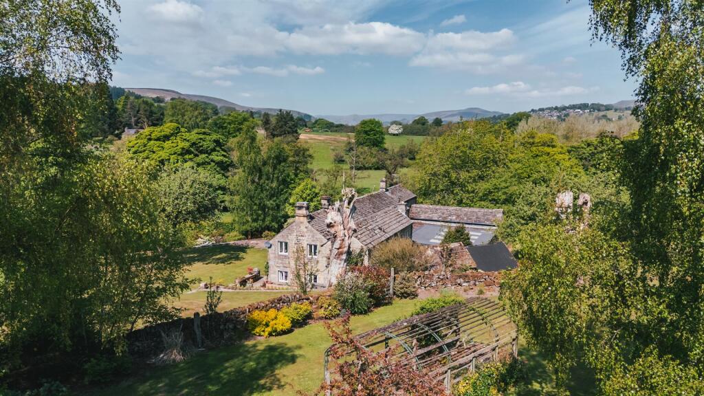 Exterior and Gardens