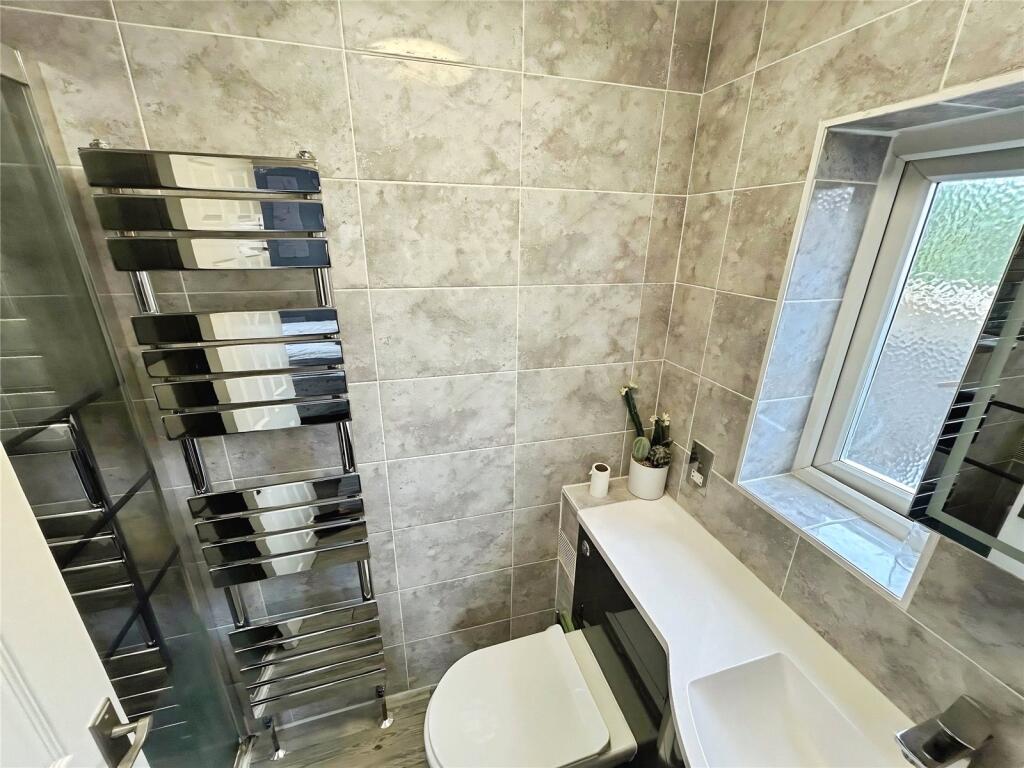 Ensuite Shower Room