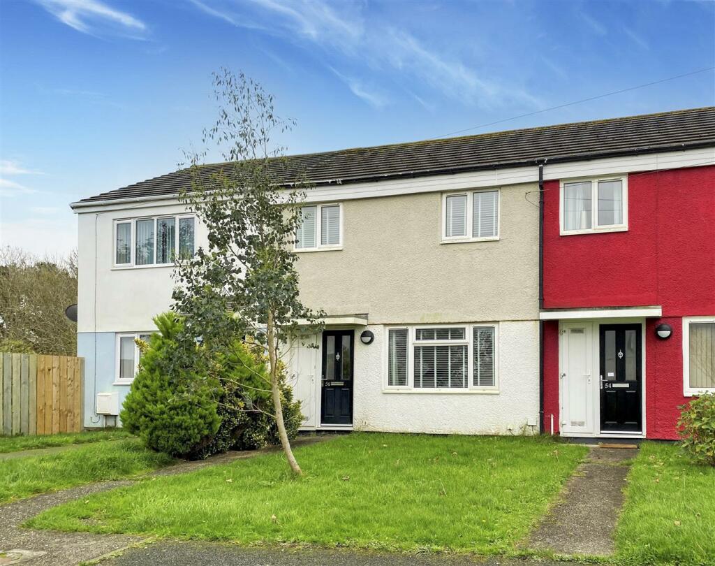 56 Calshot Close