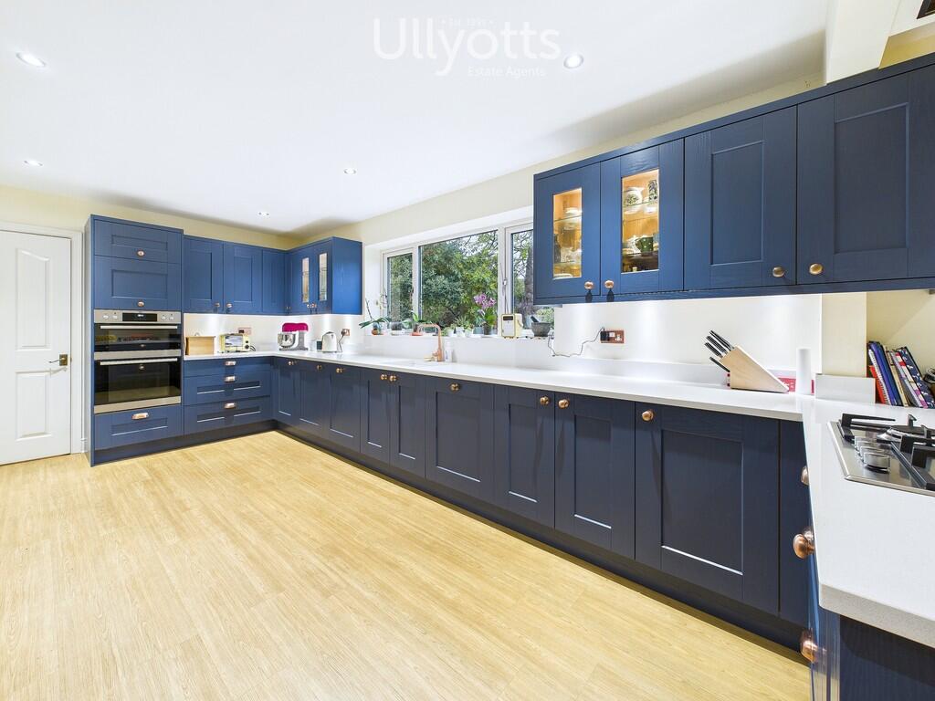 Kitchen/Dining Ro...