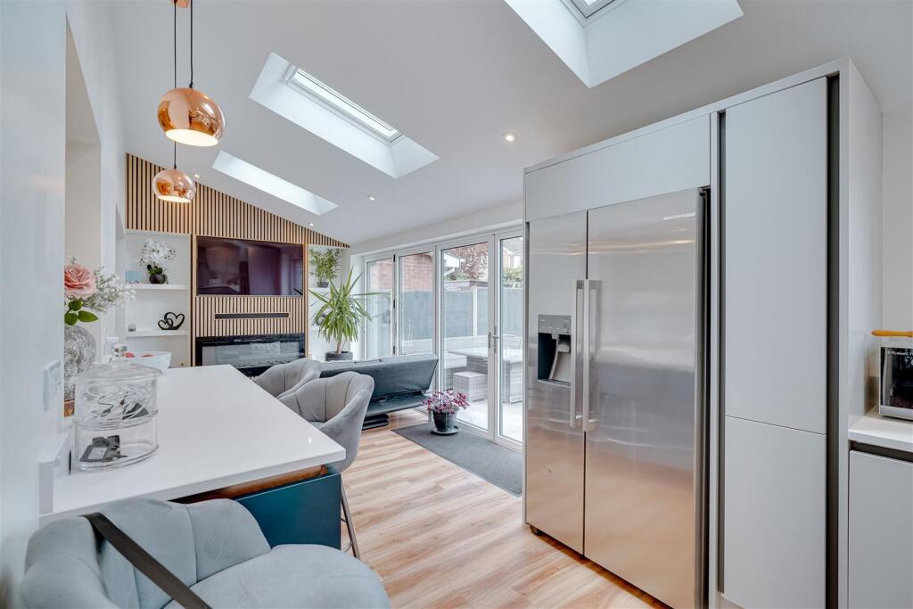 40 Church Mdw, Barton Mills,--10.jpg