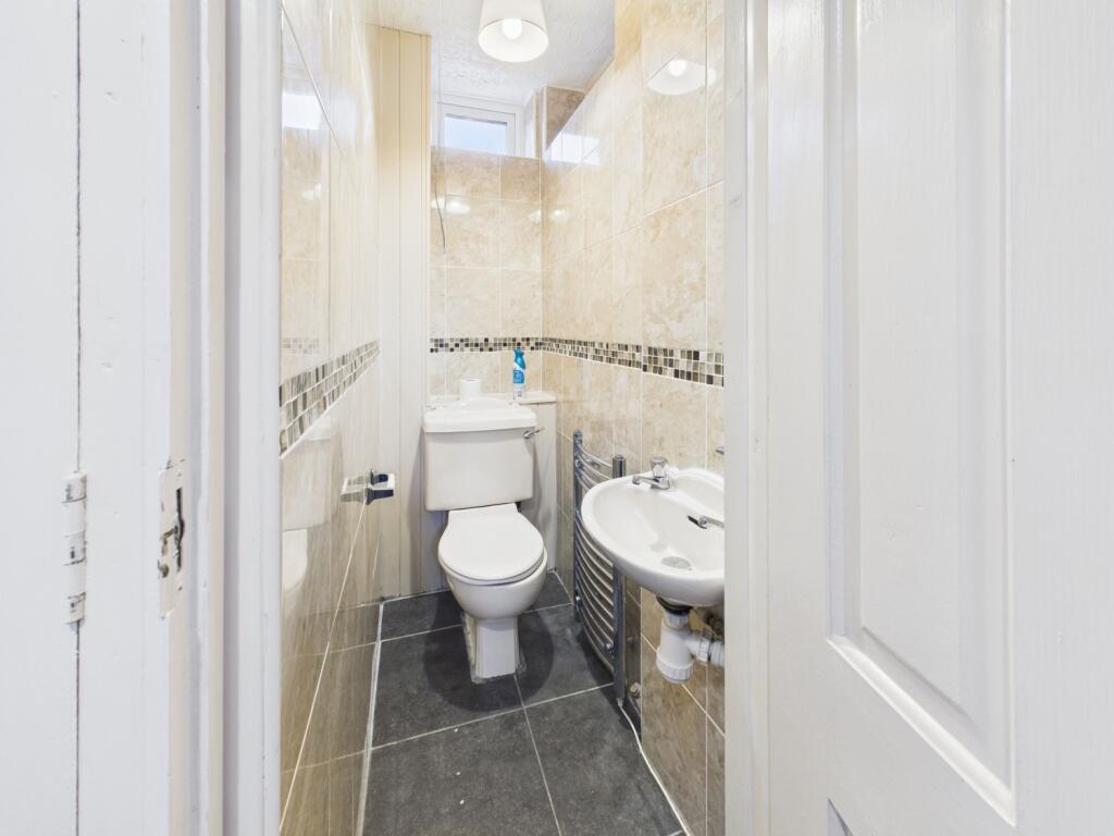 CAM02093G0-PR0068-STILL005