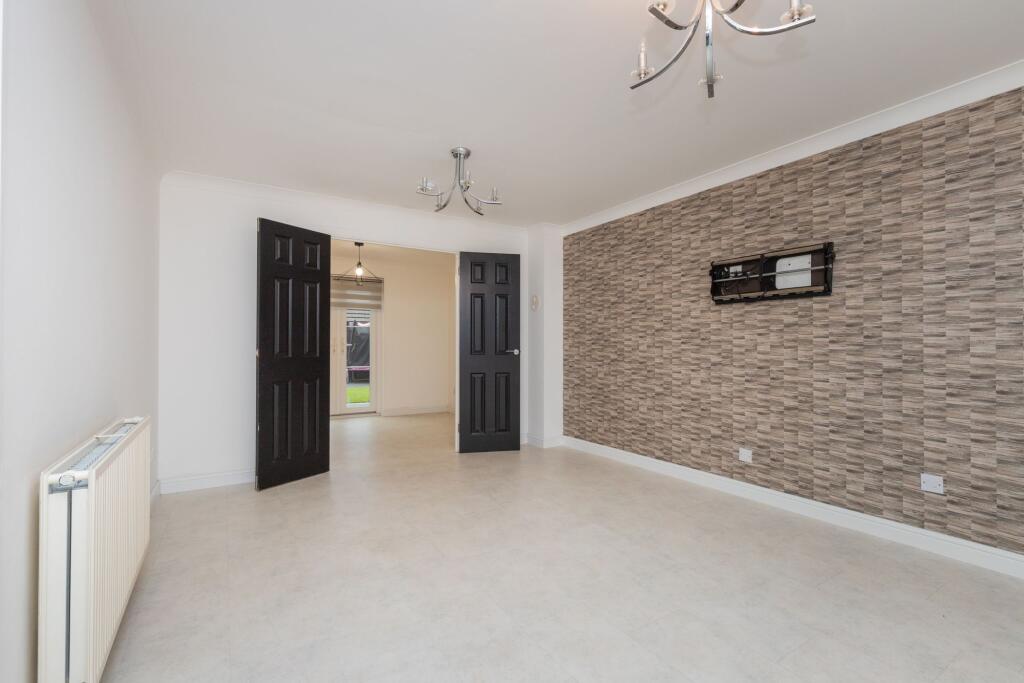 Philips Walk, Hamilton, ML3