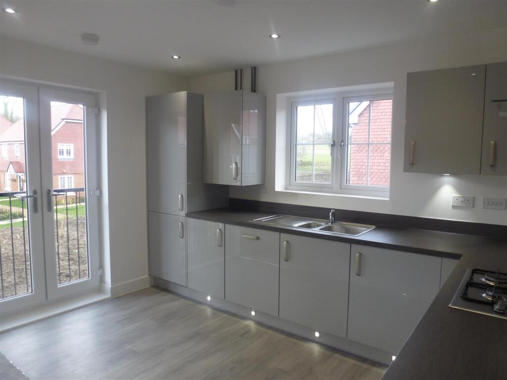 Kitchen/lounge