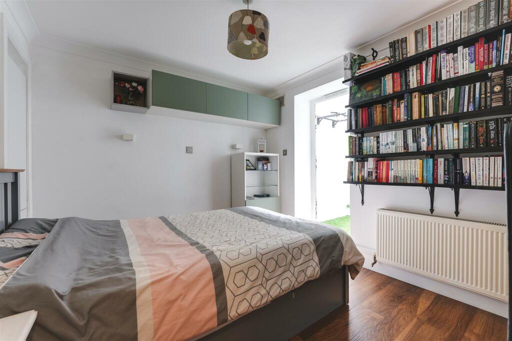 18 Evering Road (Flat 1)-12.jpg