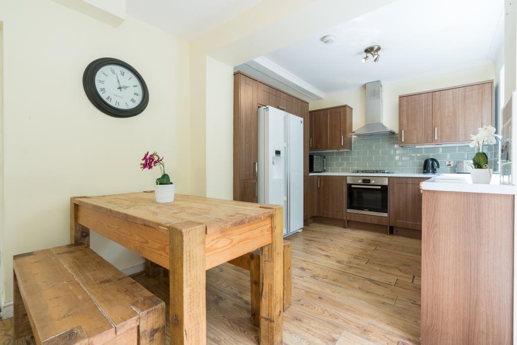 17 St Michaels Road - kitchen