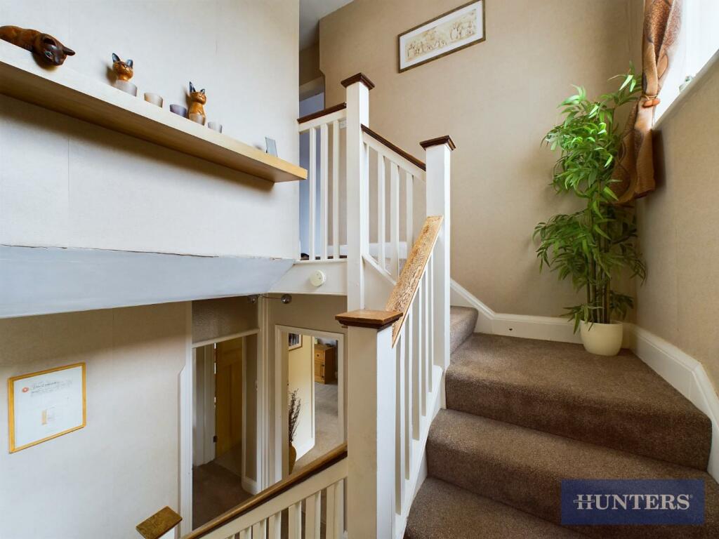 Landing/Stairway