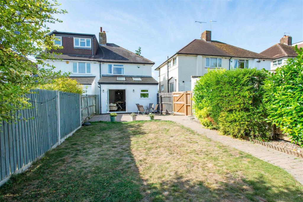 2025.08.22 - 71 Borkwood Way, BR6 9PE-1940.jpg