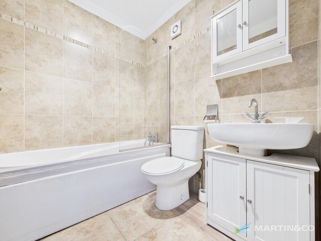 CAM02318G0-PR0410...