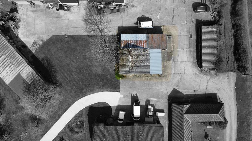 Small Barn Aerial Shot.jpg