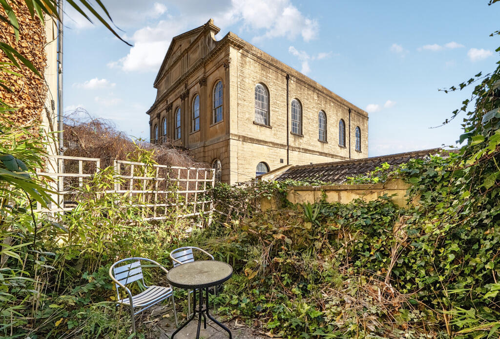 1382535-6-691b177...