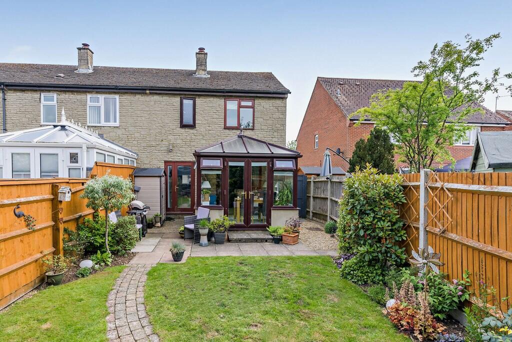 8651916-exterior0...