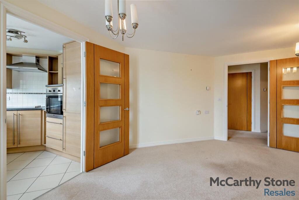 8648023-interior03-800.jpg