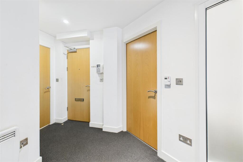 104 Marsh House, Marsh Street, City Centre, Bristo