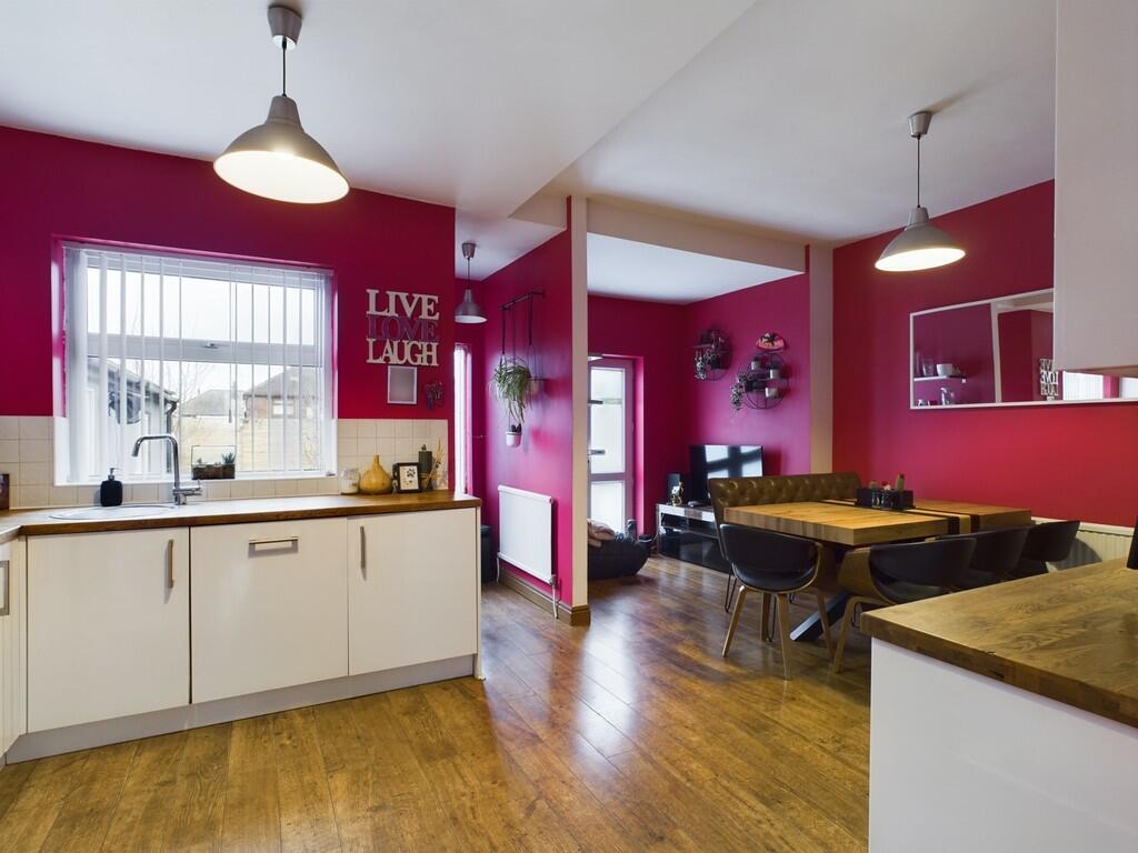 CAM02060G0-PR0277...