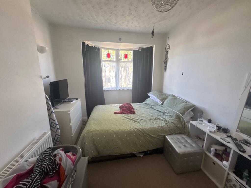 06f7e07f-de78-4f7...