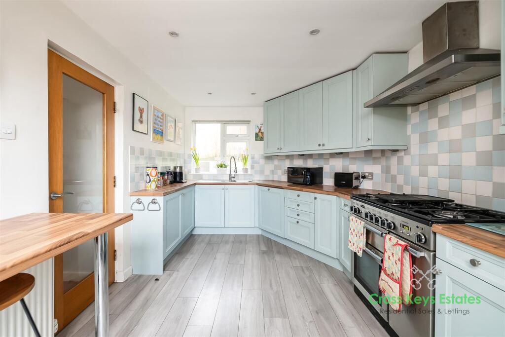 Kitchen/Breakfast Room