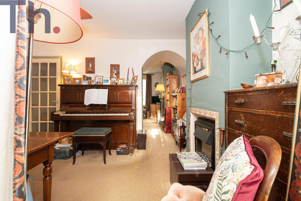 Dining Room through to Lounge