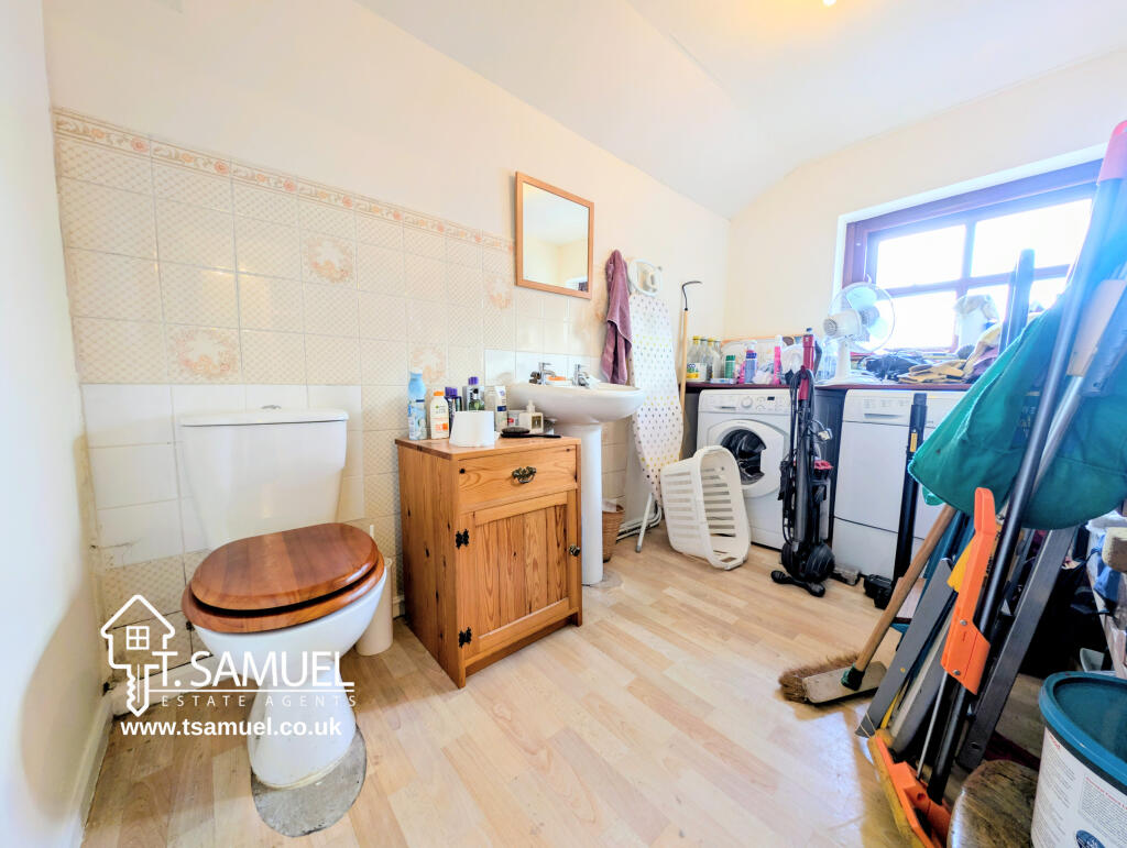 W/C, Utility Room