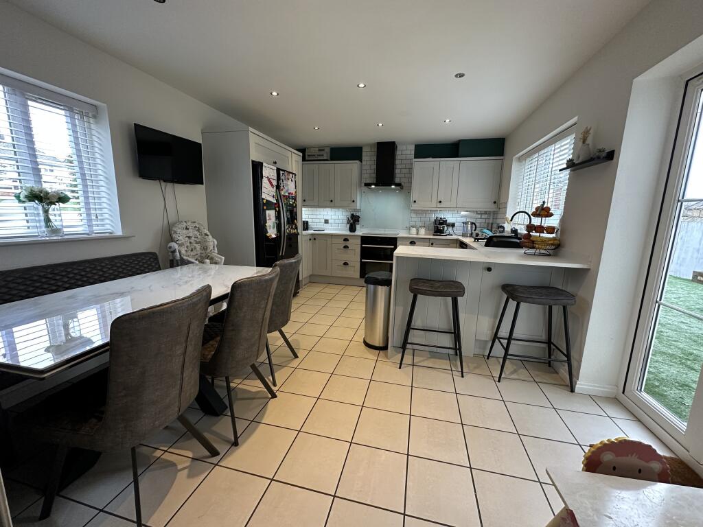 Photo 24-02-2025, 11 06 52