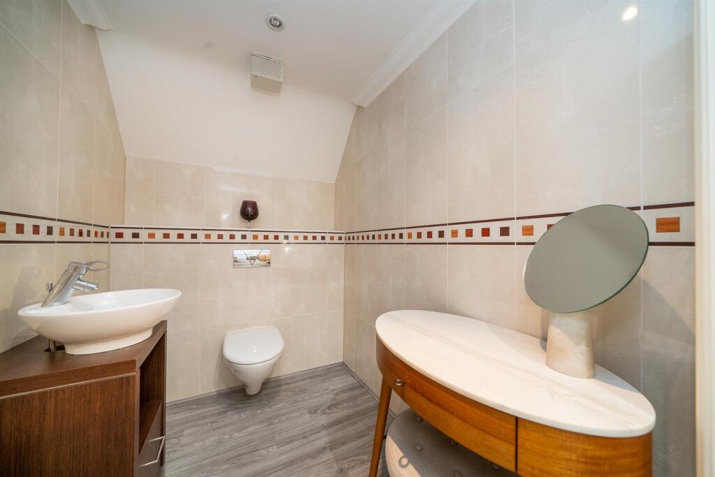 7-Brookfield-View-1007 wc 1.jpg