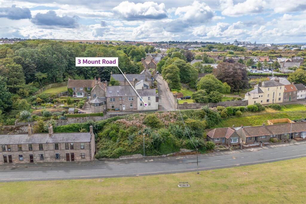 3 Mount Road_Tweedmouth-03.jpg