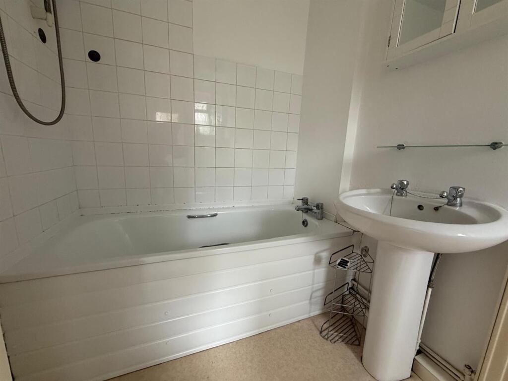 Ground Floor Bathroom