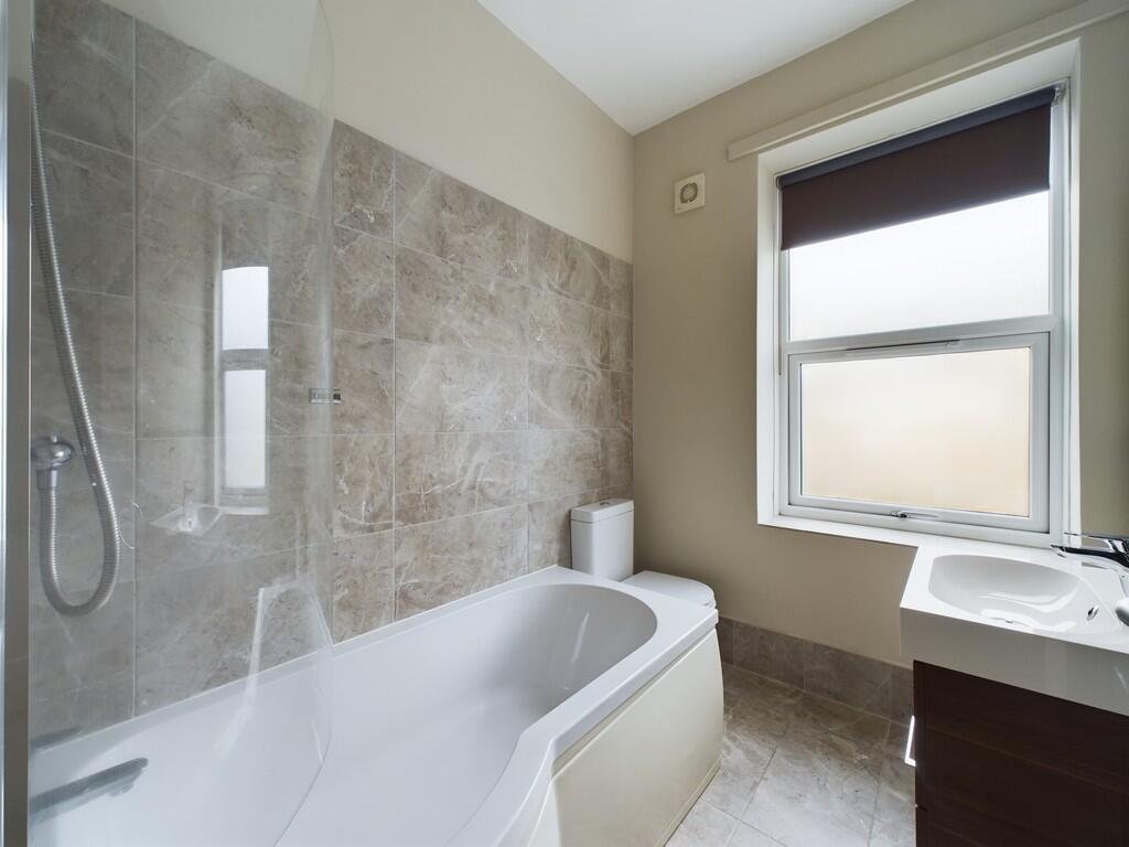 CAM02089G0-PR0410...