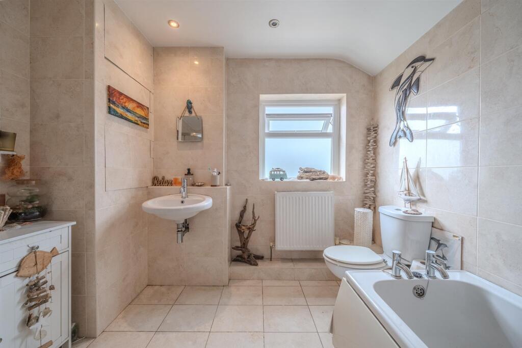 28 Penywain Street-5.jpg