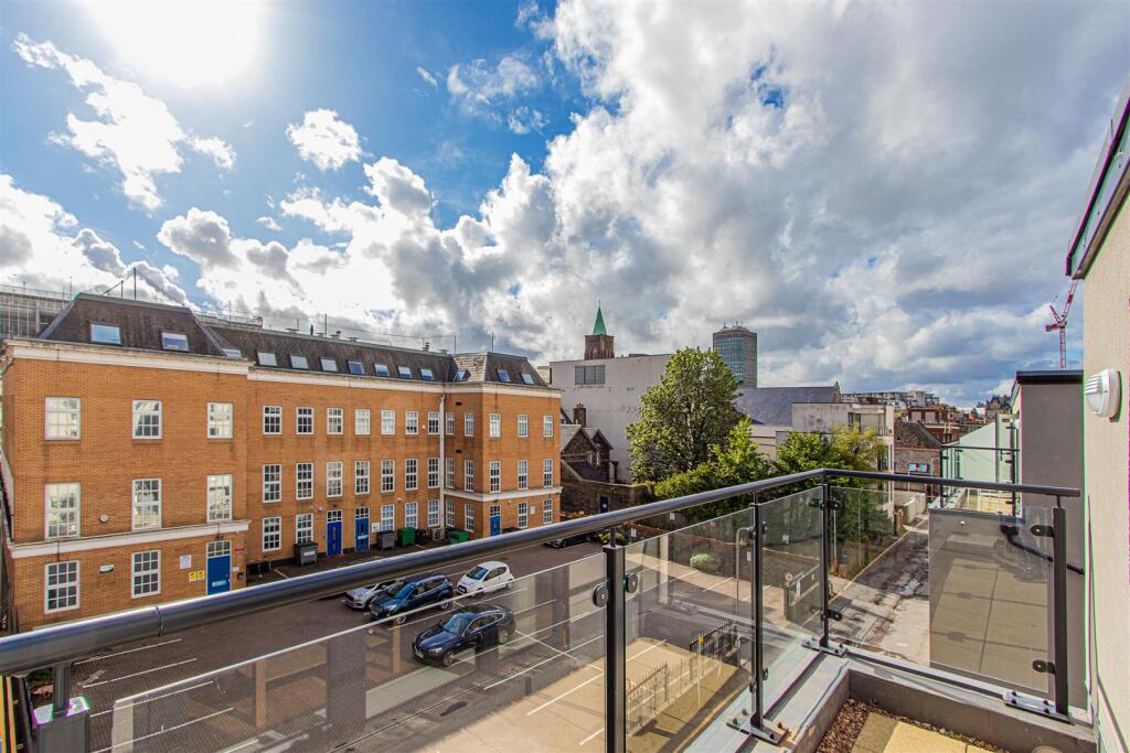 Churchill Villas 47-6.jpg