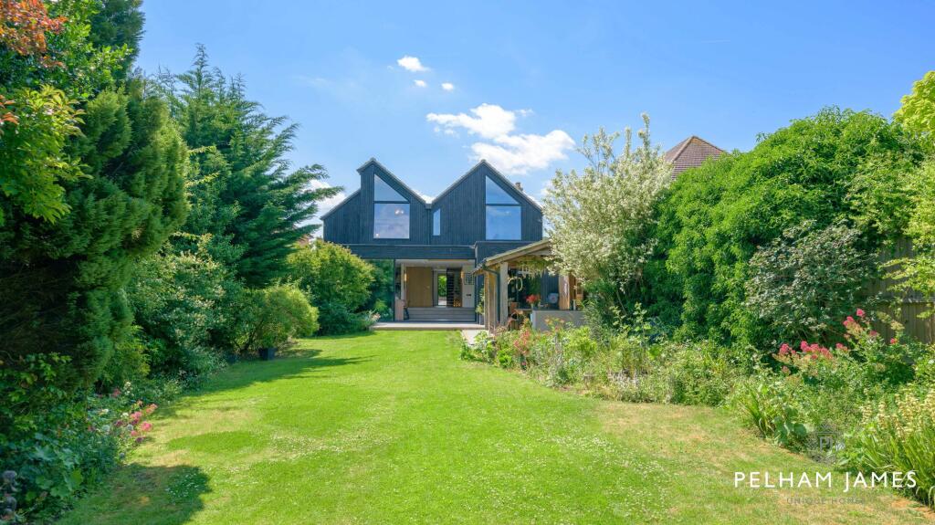 Garden, The Black House, Stamford