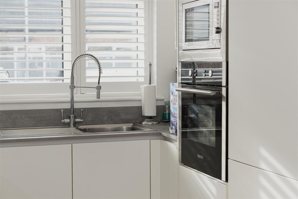 Tulyar Mews, Nork Gardens, Banstead