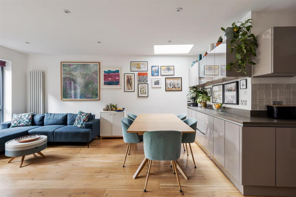 Threaders Apartments E2