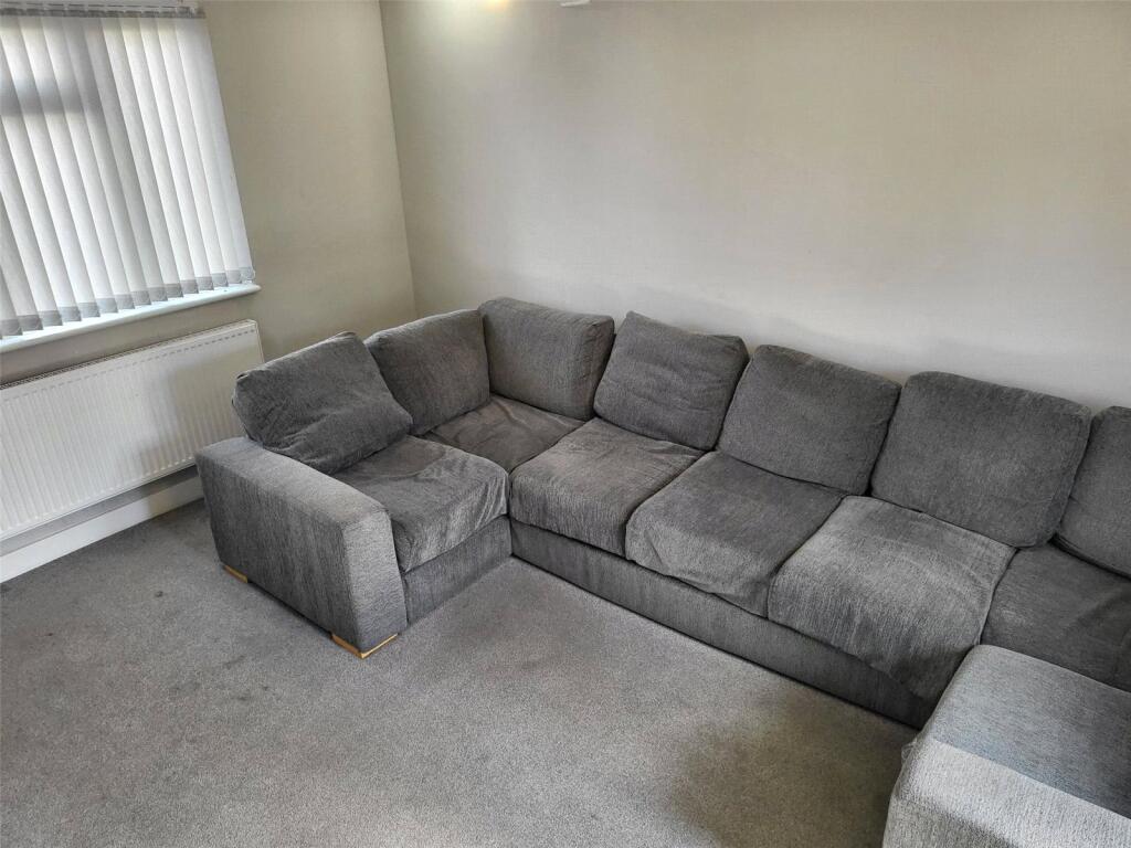 Lounge Shot 2
