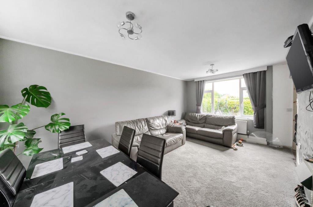 1329372-14-6880e3ba0db70 (1).jpg