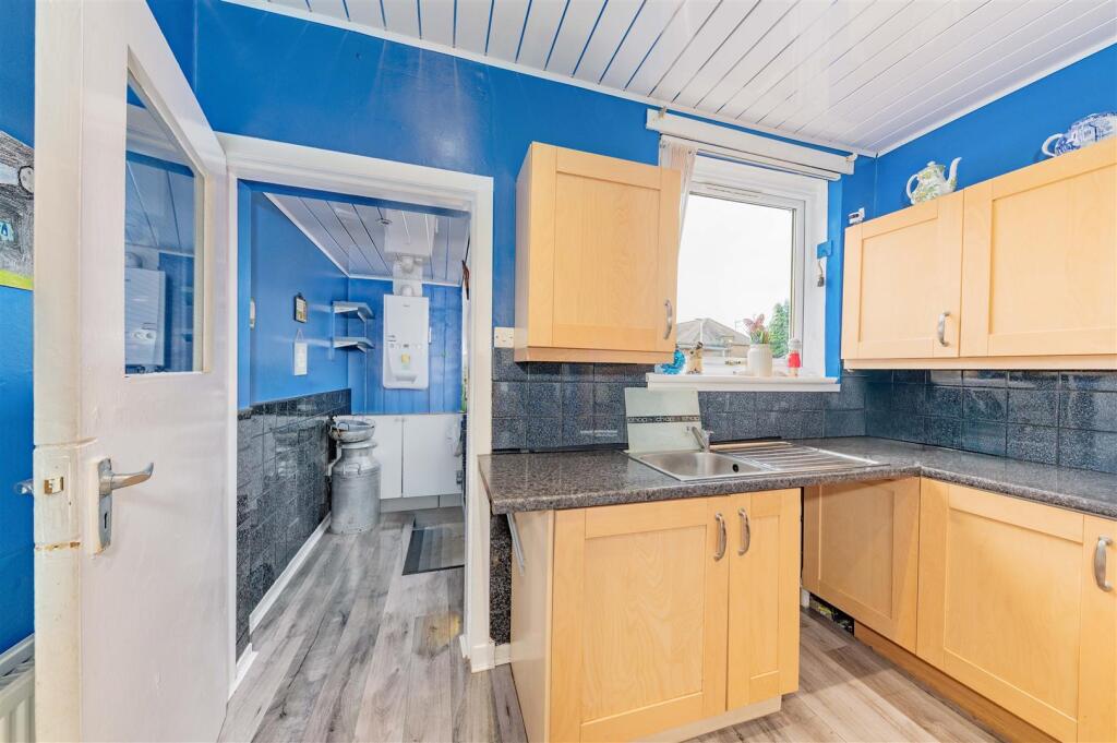 165 Arbroath Road Dundee-14.JPG