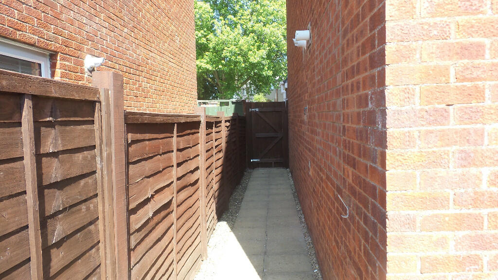 Side access