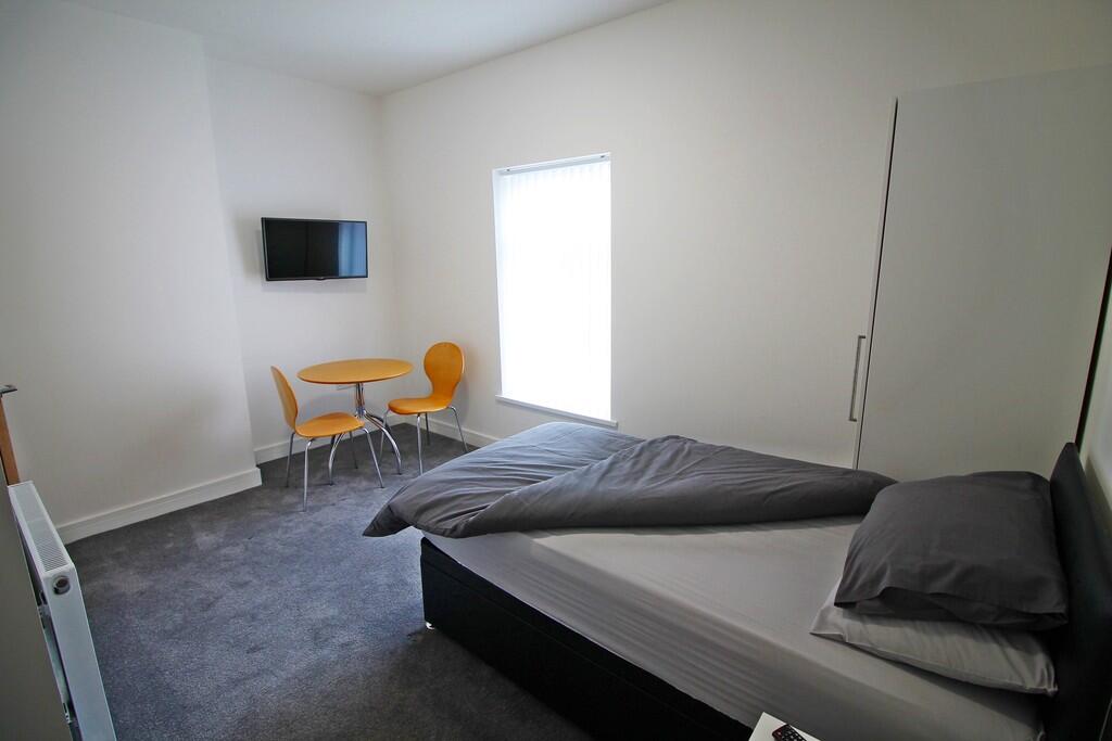 IMG_1832_2_origin...