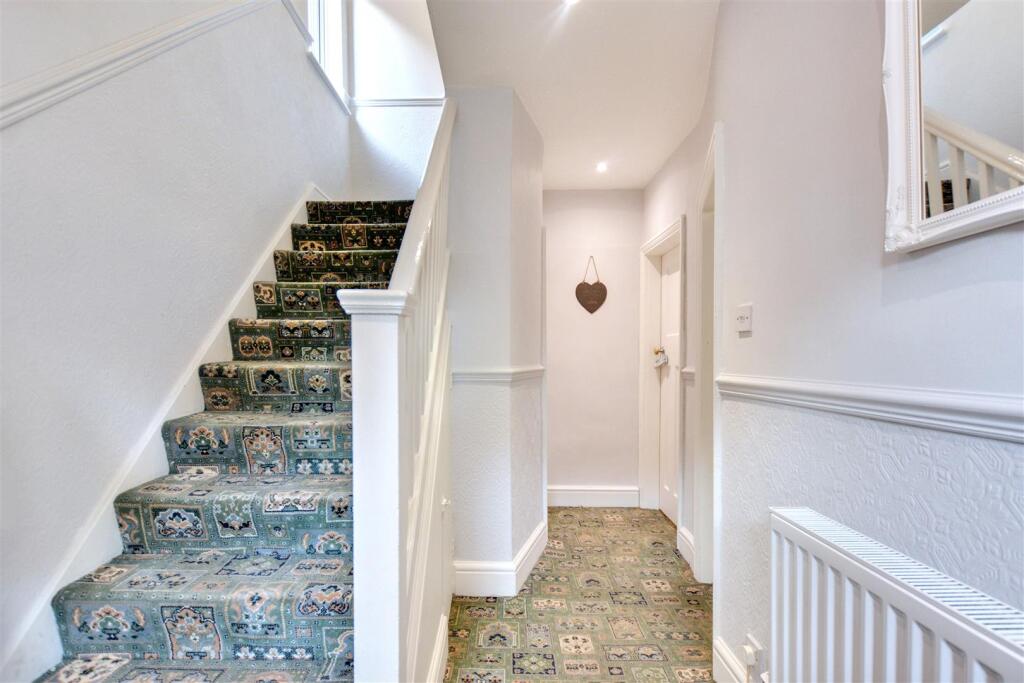 Entrance Hall_2.jpeg