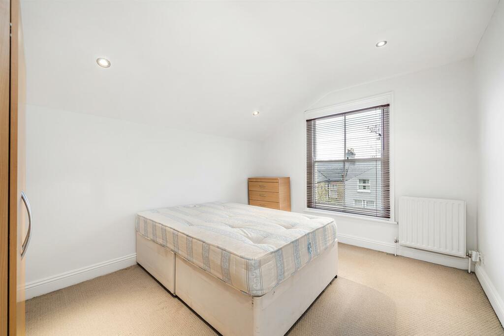 Bedroom.jpg
