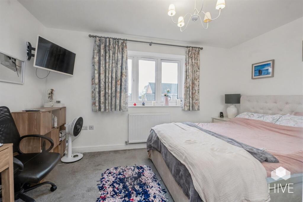 Principal Bedroom