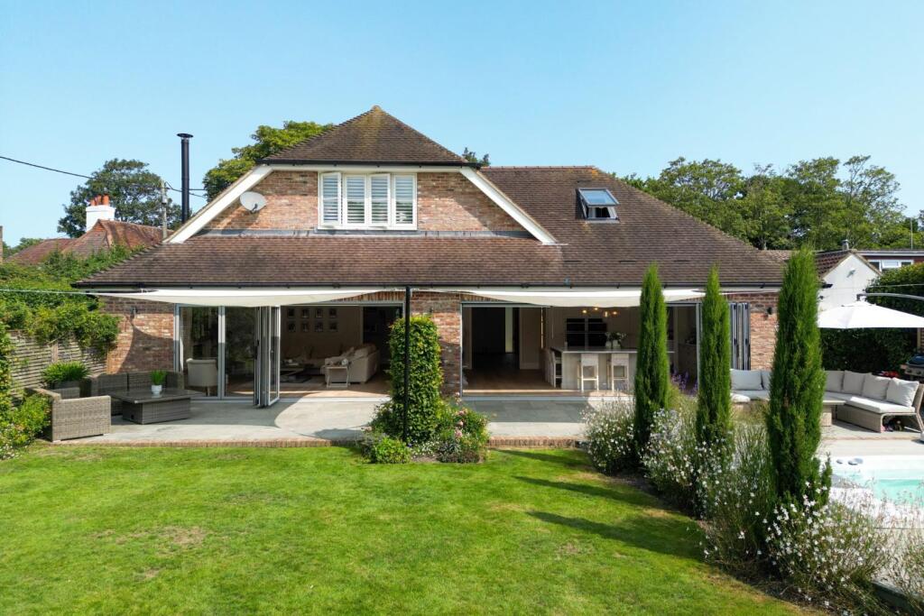 44-web-or-mls-CORNERCROFT  FINSHED EDITS-118.JPG