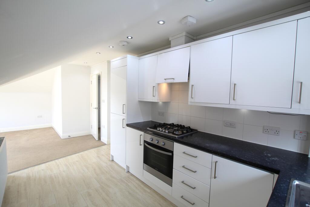 5 kitchen anle 2.JPG