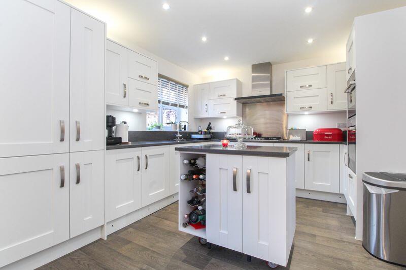 Kitchen/Diner/Family