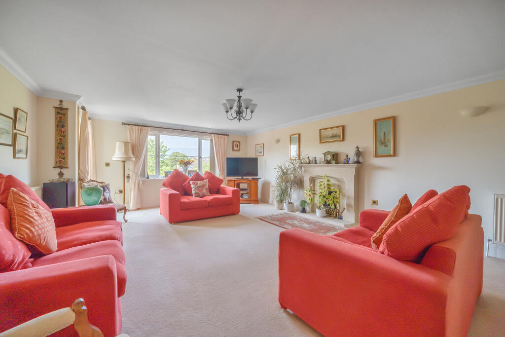 1301851-6-684bfd3fe7f86