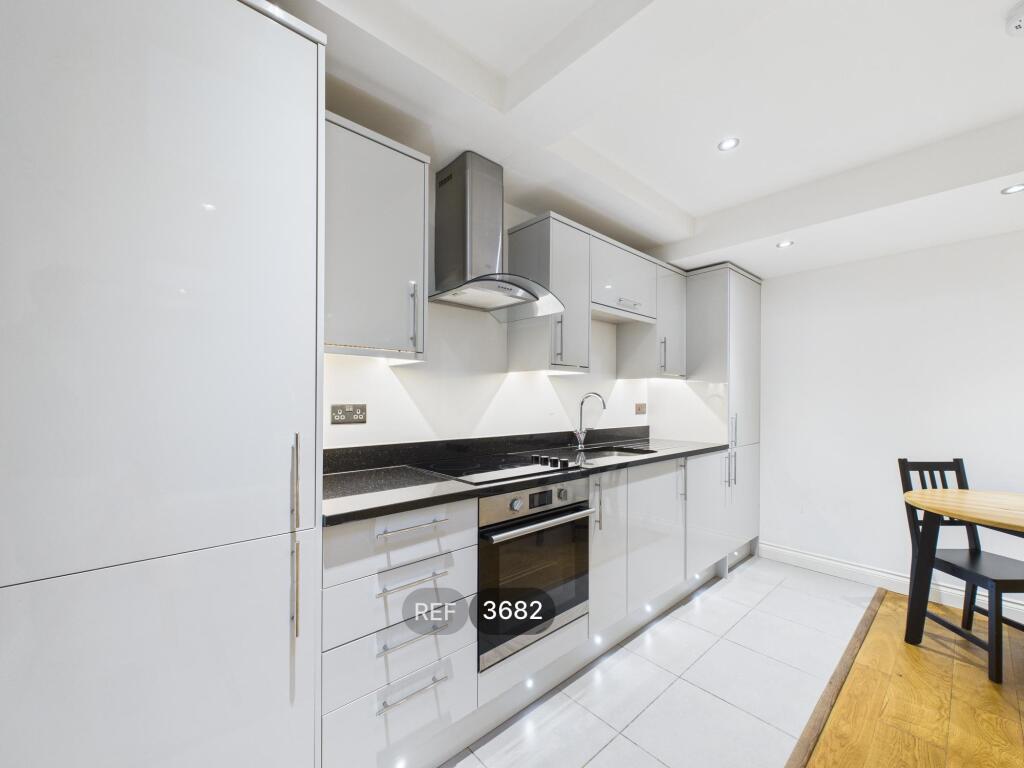 Kitchen / Living room