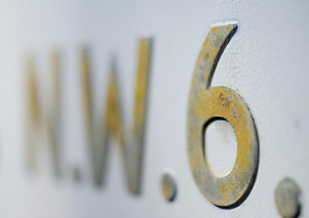 NW6 Sign.jpg