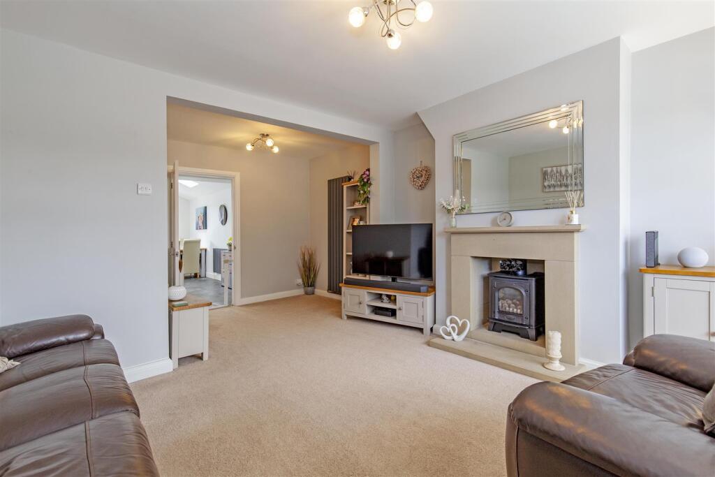 Reception Room-1.jpg